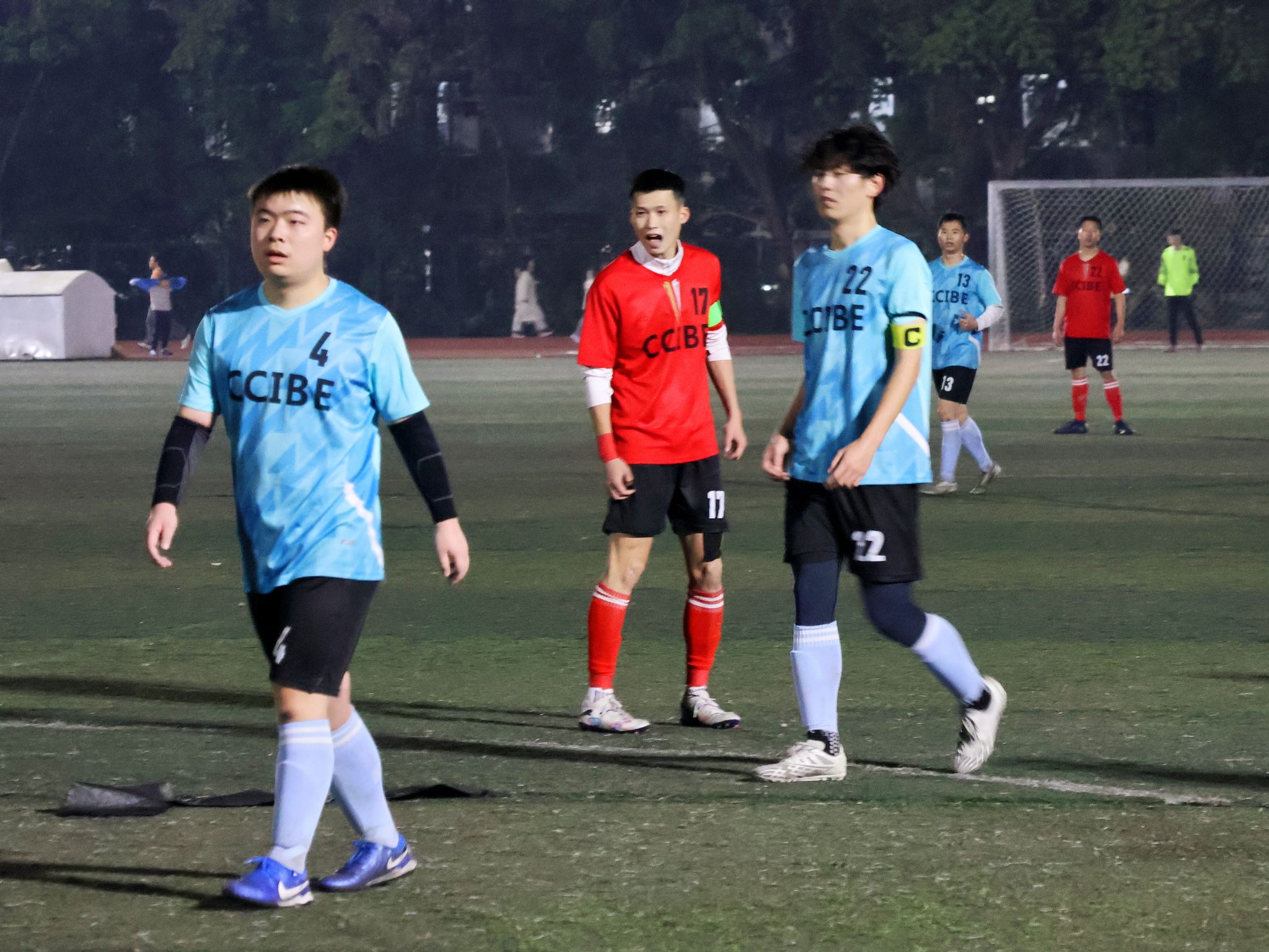 高规格比赛，亚洲足球盛事火爆登场的简单介绍