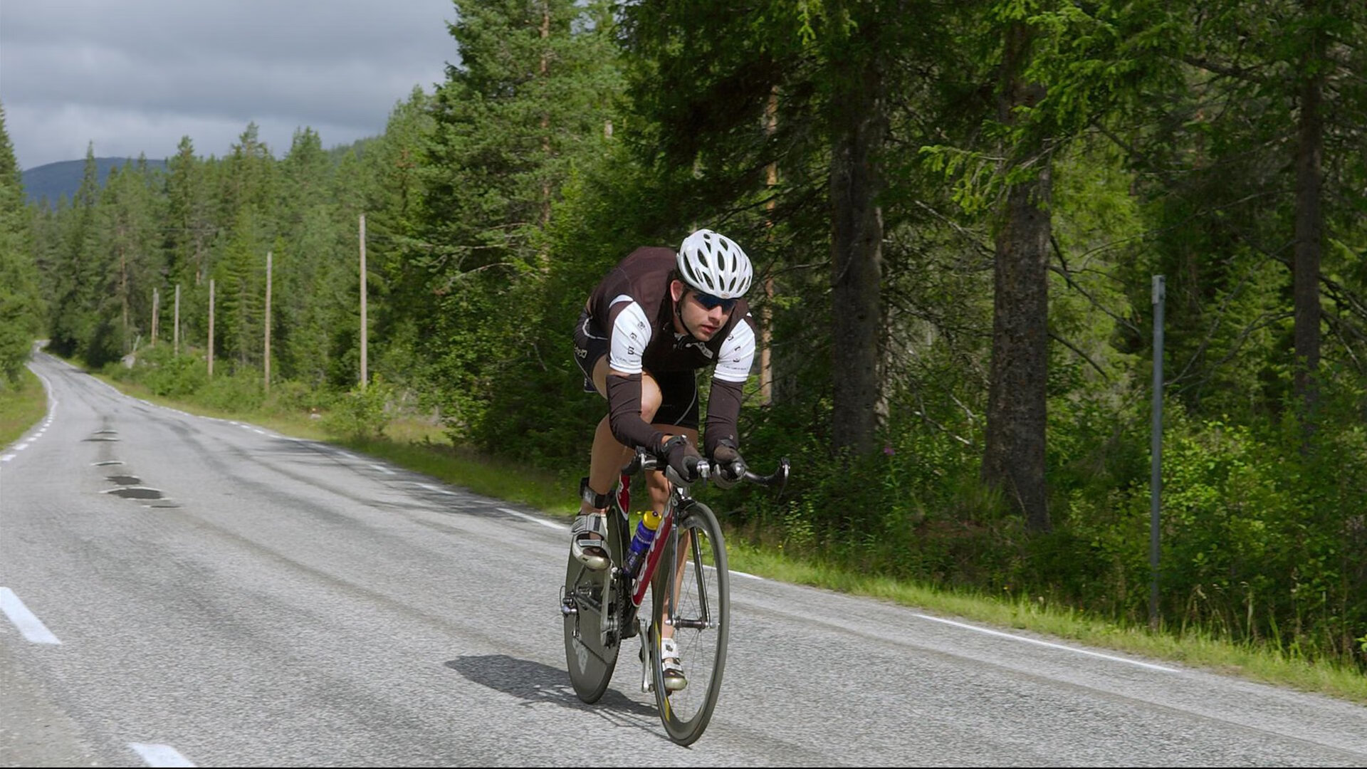 Faker爆冷击败TES，出色防守引爆全场！